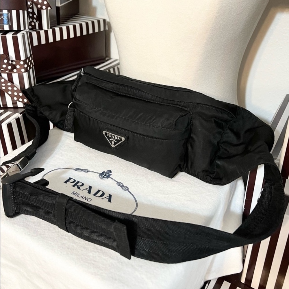 PRADA⭐️⭐️⭐️BUM BAG! 🦋WAIST BAG! CROSSBODY BAG!🌟EXCELLENT CONDITION!